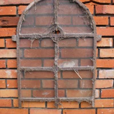 Old cast iron windows 10